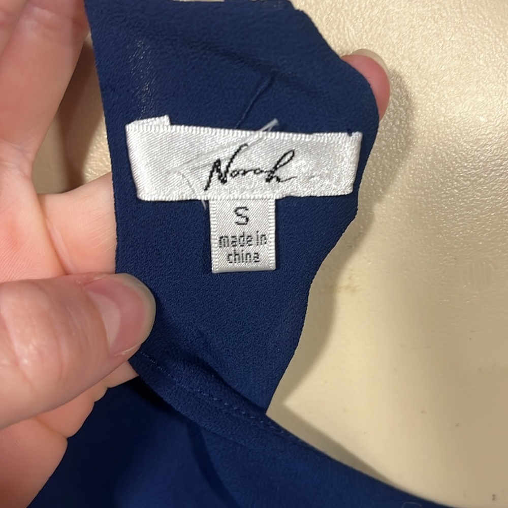 Noroh Spaghetti Strap Racerback Top - Picture 3 of 3